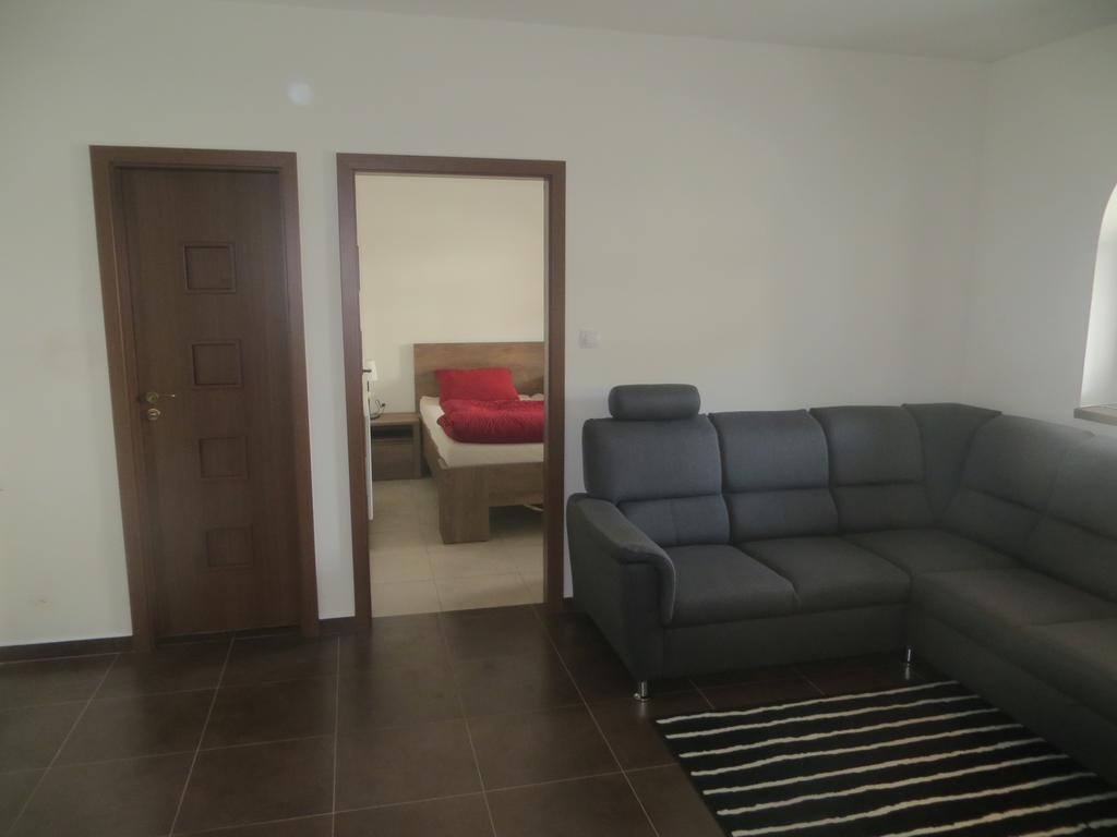 U Vinarstvi Hotel Mutěnice Екстериор снимка